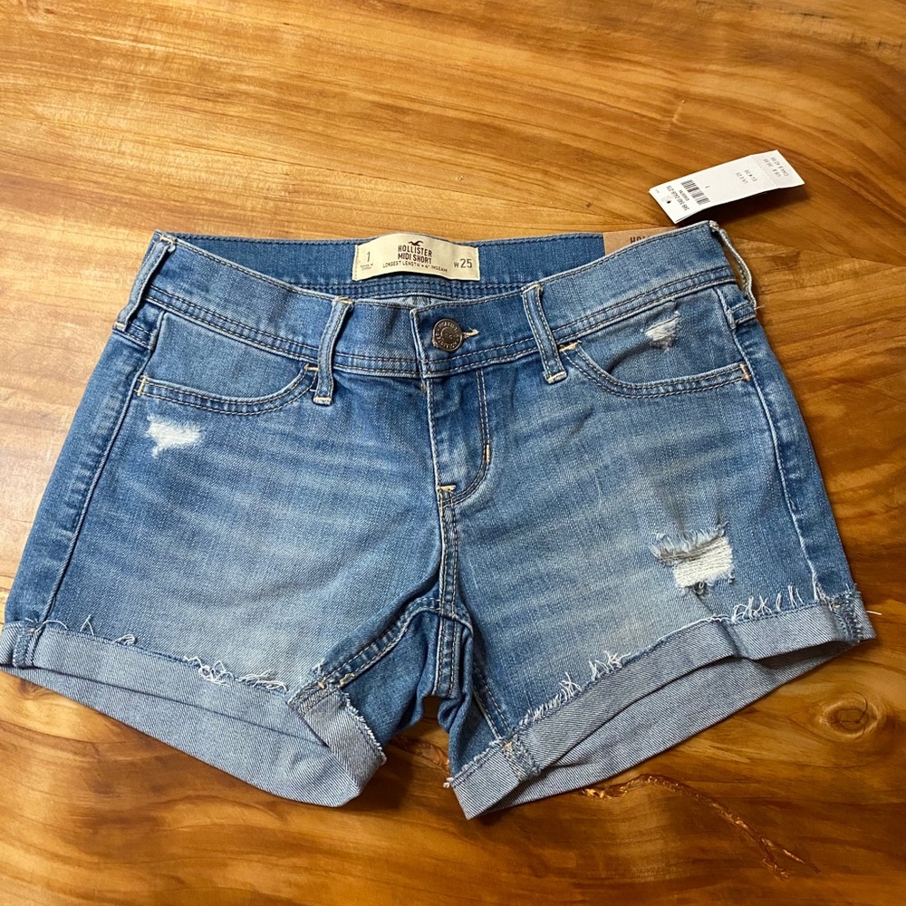 Hollister MIDI Short